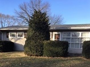 330 Mormon St, Oglesby, IL 61348