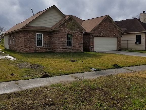 2nd image of 3702 Blarney Dr