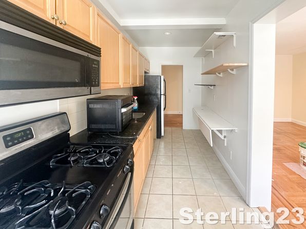 3100 Brighton 2 St #3E