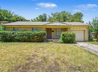 8821 Rustown Dr, Dallas, TX 75228
