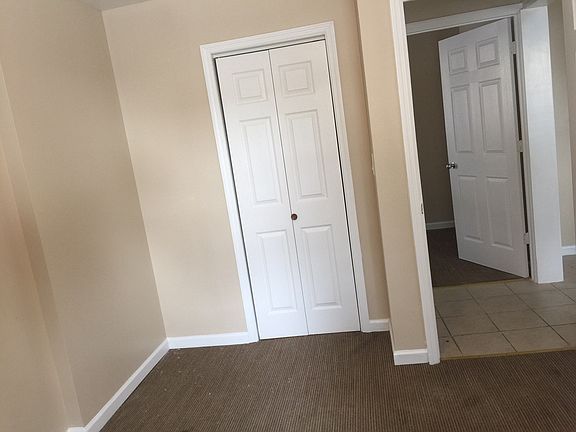 5th image of 61 Tyler St #1