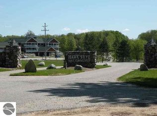 191 Hawks Eye Dr, Bellaire, MI 49615