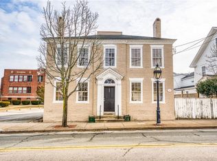 382 Main St, Warren, RI 02885