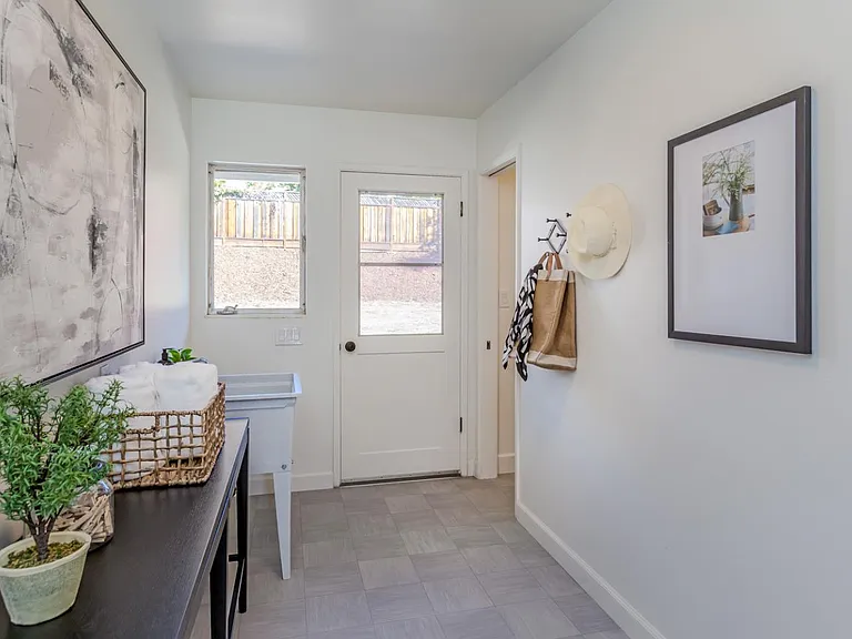 1755 Mora Ct — Photo 13