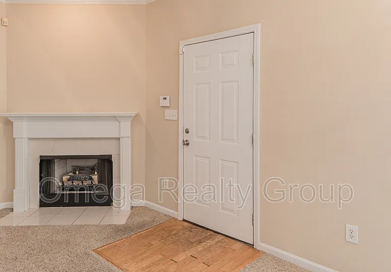 570 Treymoor Lake Cir — Photo 4