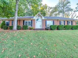 8601 High Lark Ln, Knoxville, TN 37923