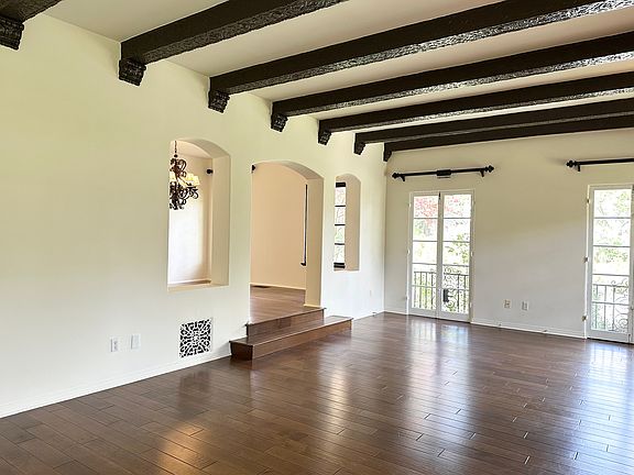 4th image of 232 S Orange Grove Blvd Unit 101
