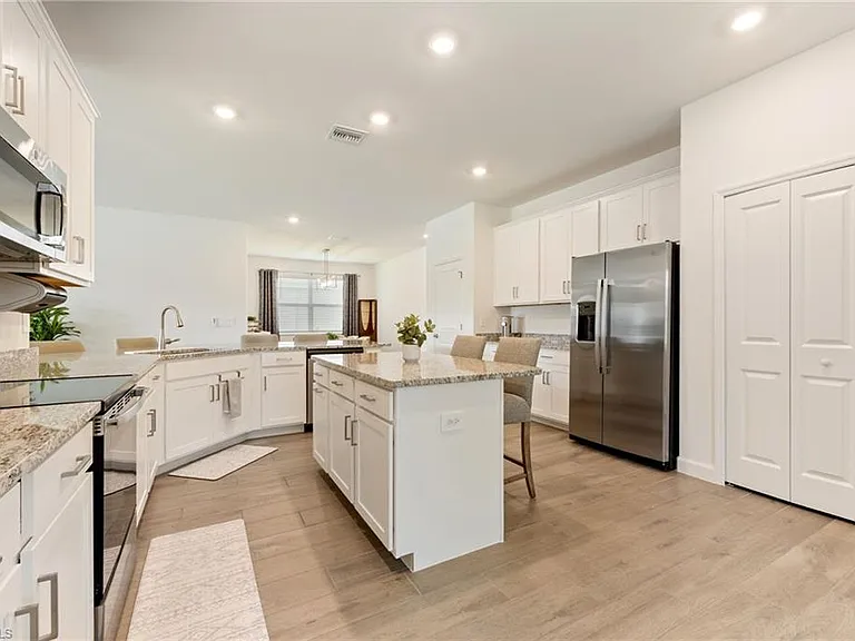 3524 Stormy Creek Ln — Photo 7