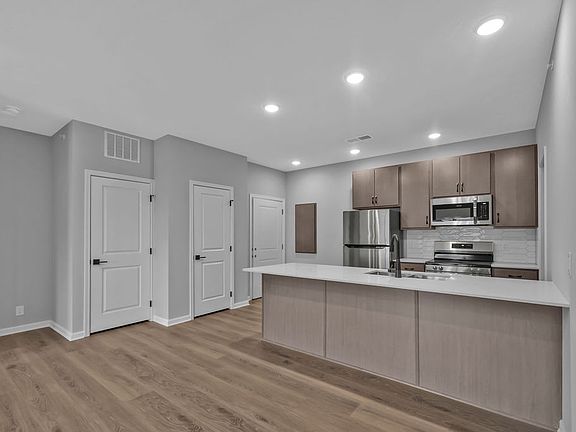 3rd image of 18689 Oakmont Dr #18659-302