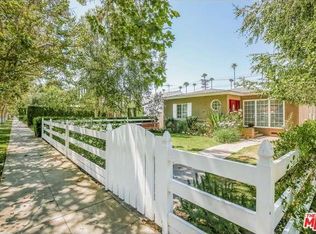 12109 Cantura St, Studio City, CA 91604