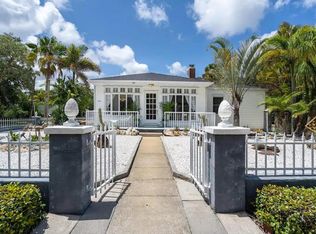 1840 Oak St, Sarasota, FL 34236