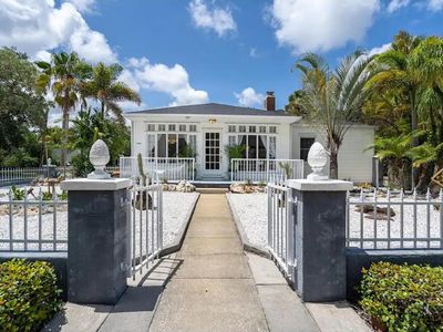 1840 Oak St, Sarasota, FL, 34236