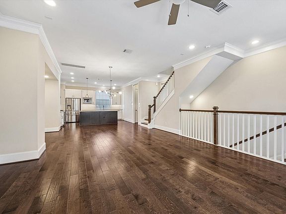 5th image of 8318 Ginger Oak St