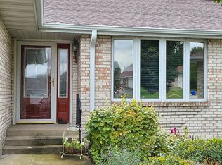1335 Creekwood Cir, Rockford, IL 61108