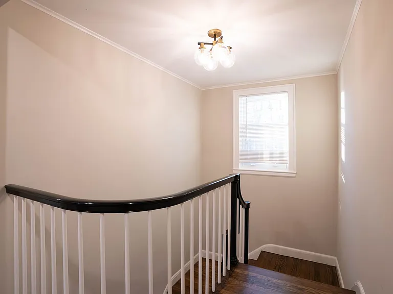 40 Puddingstone Ln #1B — Photo 30