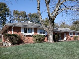 24 Hickory Rd, Briarcliff Manor, NY 10510