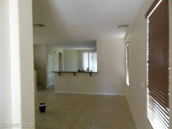 4th image of 9010 College Green St