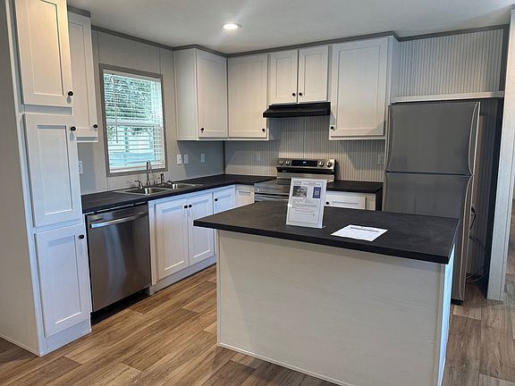 3rd image of 5515 118th St Lot 48