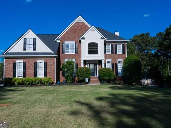 115 Windridge Dr, Fayetteville, GA 30215