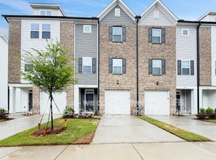 1937 Enniscorthy St, Fuquay Varina, NC 27526