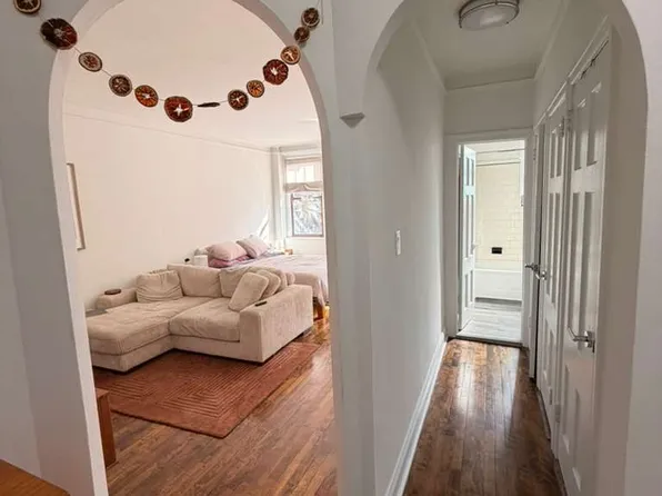 150 Remsen Street image 1 of 9