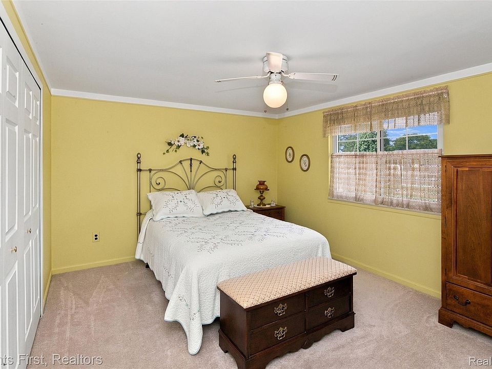 44597 Westminister Way, photo 30