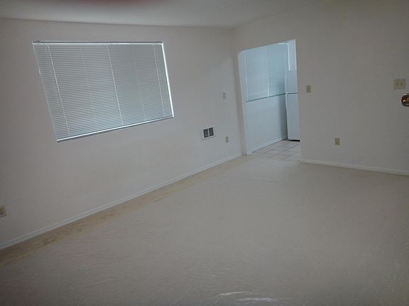 4th image of 7003 7th Ave NW APT 2