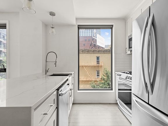 4th image of 4104 27th St APT 3B