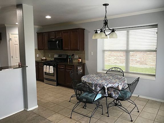 5th image of 1408 Teal Ln