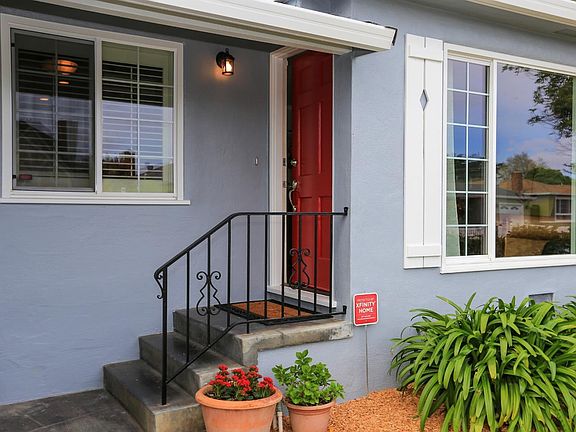 2nd image of 3602 Casanova Dr