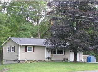 980 Providence Rd, Whitinsville, MA 01588