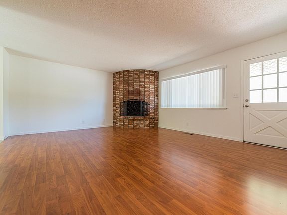 5th image of 1202 W McKinley Ave