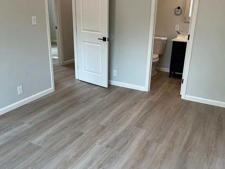 888 Leith Ave — Photo 7