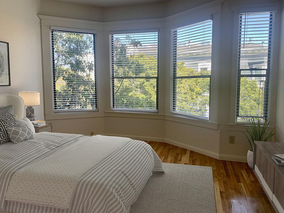 1st image of 3452 16th St APT 202