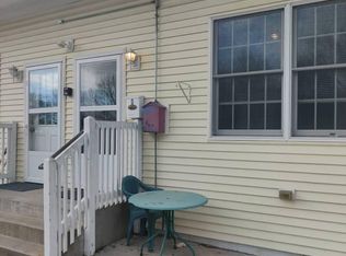 1855 S County Trl #D, East Greenwich, RI 02818