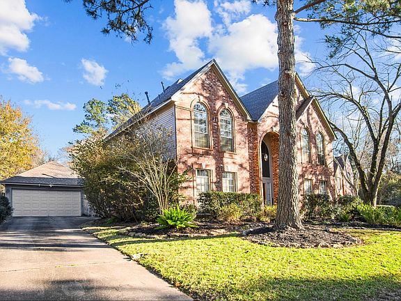 2nd image of 3231 Leafy Pine Ct