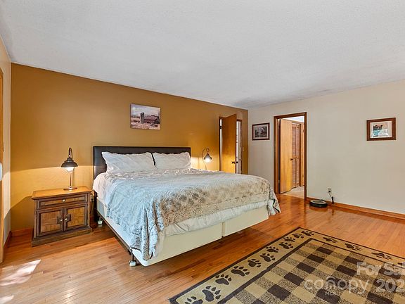 30th image of this home