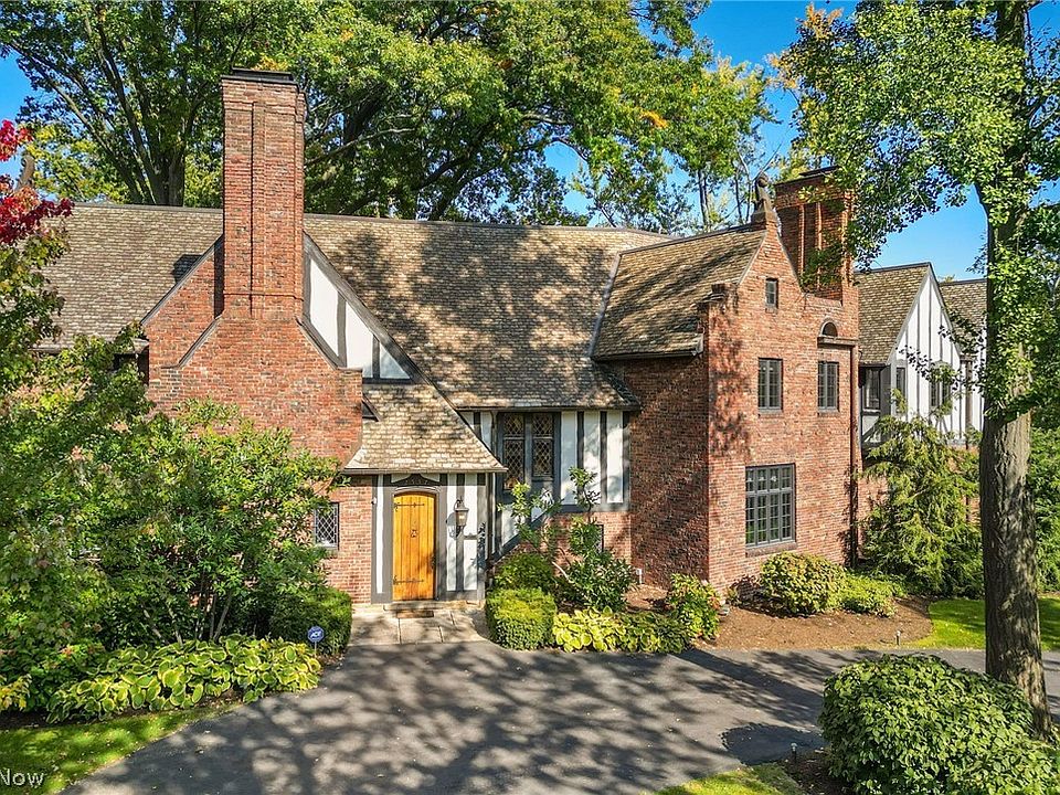 2557 Fairmount Blvd, Cleveland Heights, OH 44106 Zillow