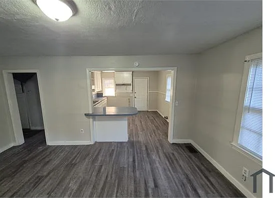 3251 Meadow Ln — Photo 7