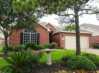 17611 Berry Shoals Ln, Tomball, TX 77377