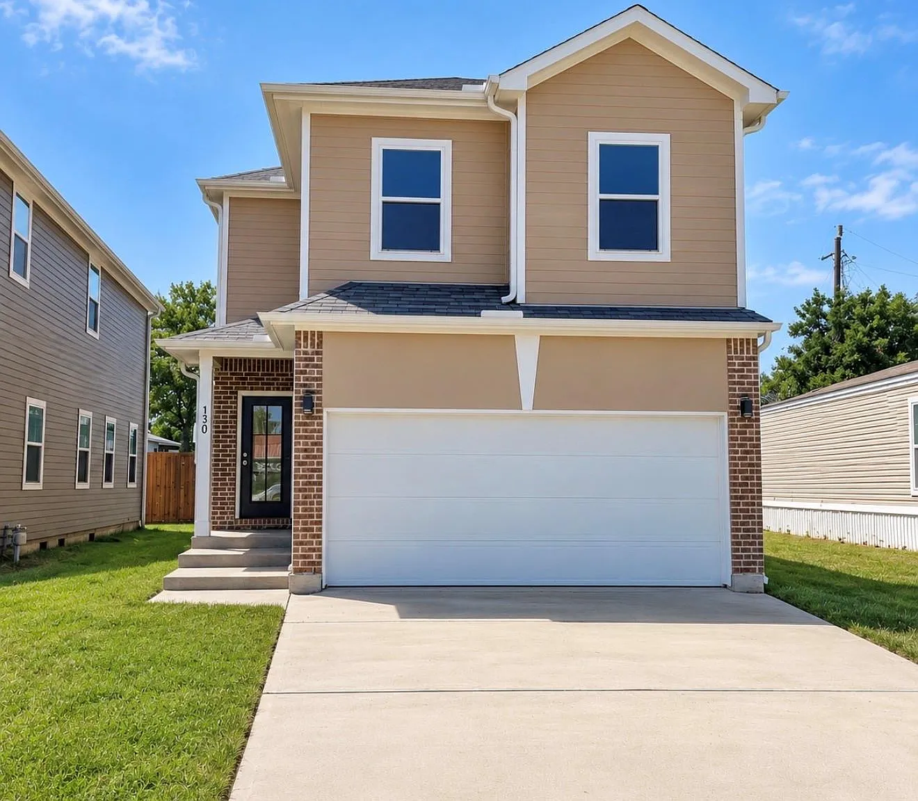 3 bed, 2.5 bath, 1724 sqft, $1,795 — Photo 1