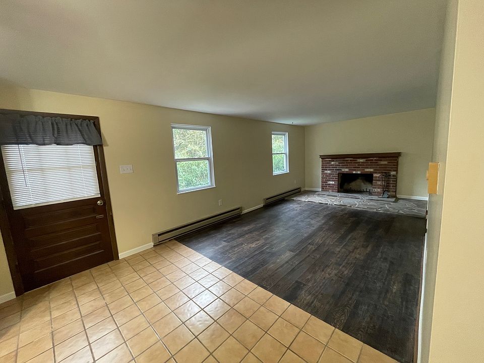 Entrance into apartment between kitchen and family room