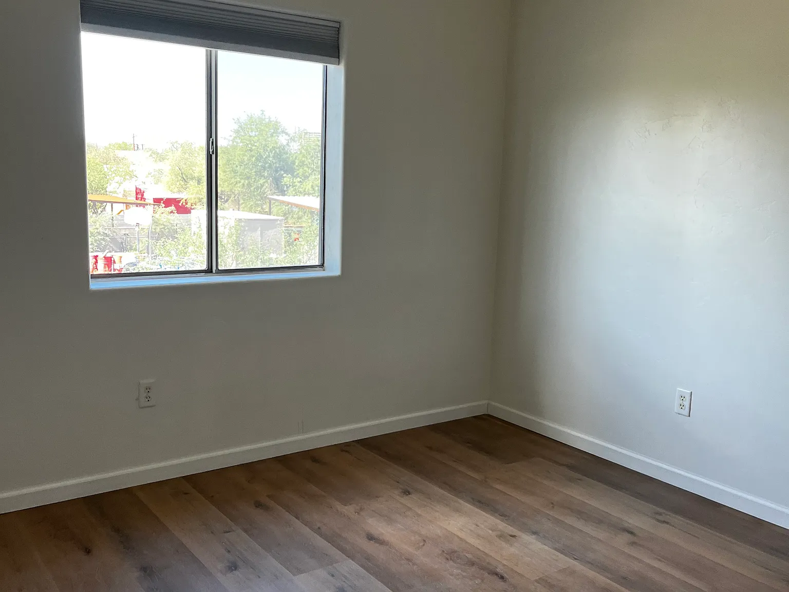 3 bed, 1400 sqft, $1,850 — Photo 3