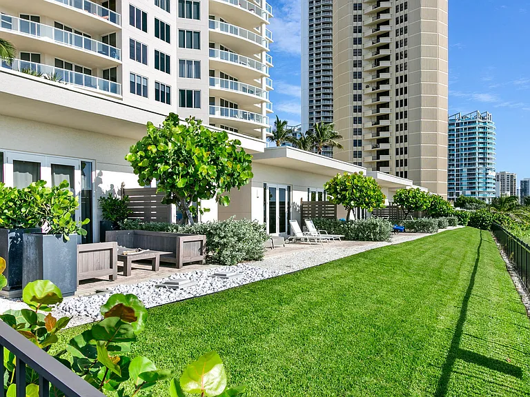 2700 N Ocean Dr #501A — Photo 70