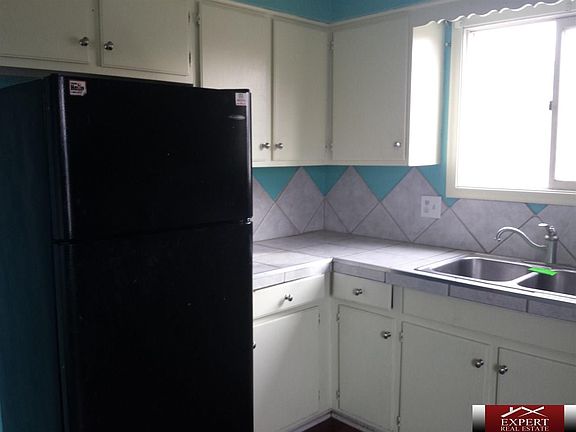 4th image of 7609 Teal St