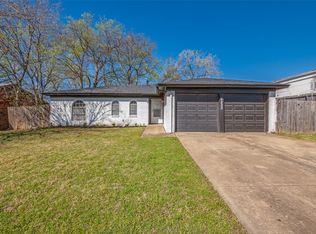 6233 Maurie Dr, Watauga, TX 76148