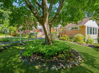 43 Monroe Ave, Patchogue, NY 11772