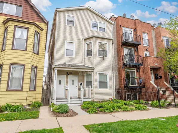 2928 N Ridgeway Ave #3, Chicago, IL 60618