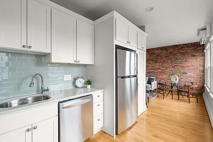 88 Hancock St #17B — Photo 5