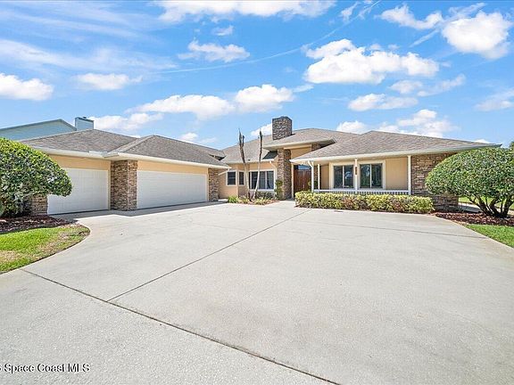 3rd image of 3706 Secluded Oak Ct
